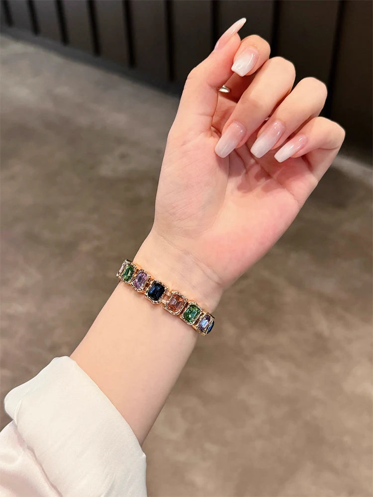 Premium Stainless Steel Apple Watch Band for Series 4 / 5 / 6 / 7 / 8 & Ultra – Butterfly Clasp Metal Bracelet for Men & Women