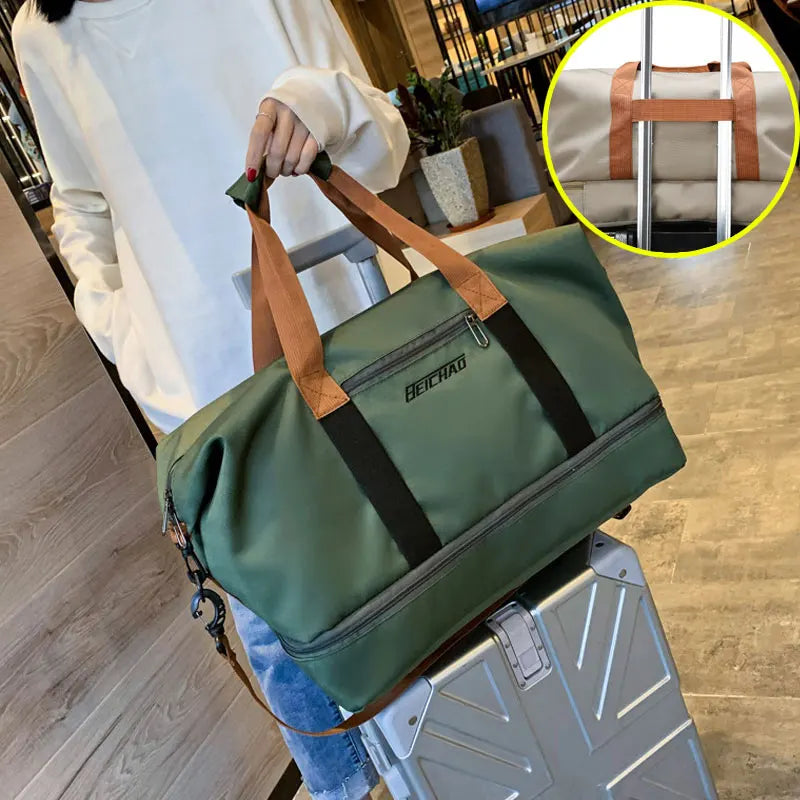 Travel Gym Duffle Bag for Men & Women – Lightweight Weekender Shoulder Bag with Shoe Compartment & Carry-On Size